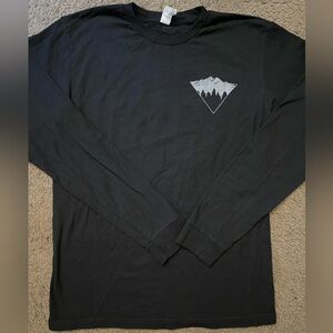 Tultex Men’s Small Black Graphic Crew Neck Long Sleeve Shirt w/ Mountain Design